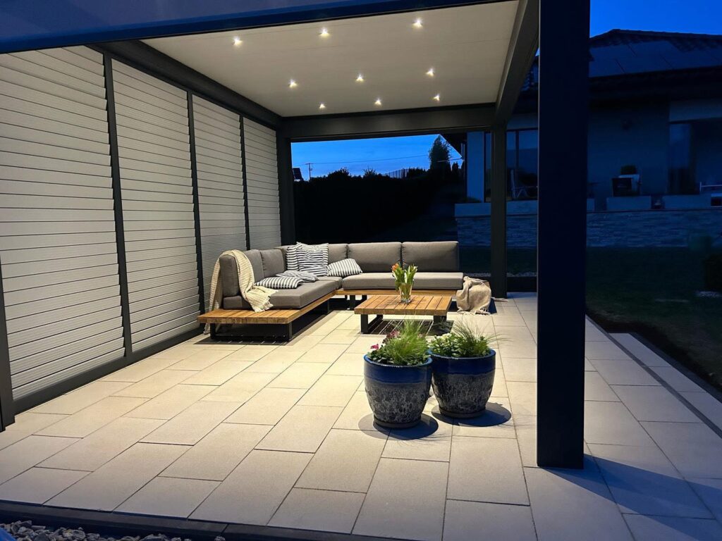 tuinkamer met lamellen