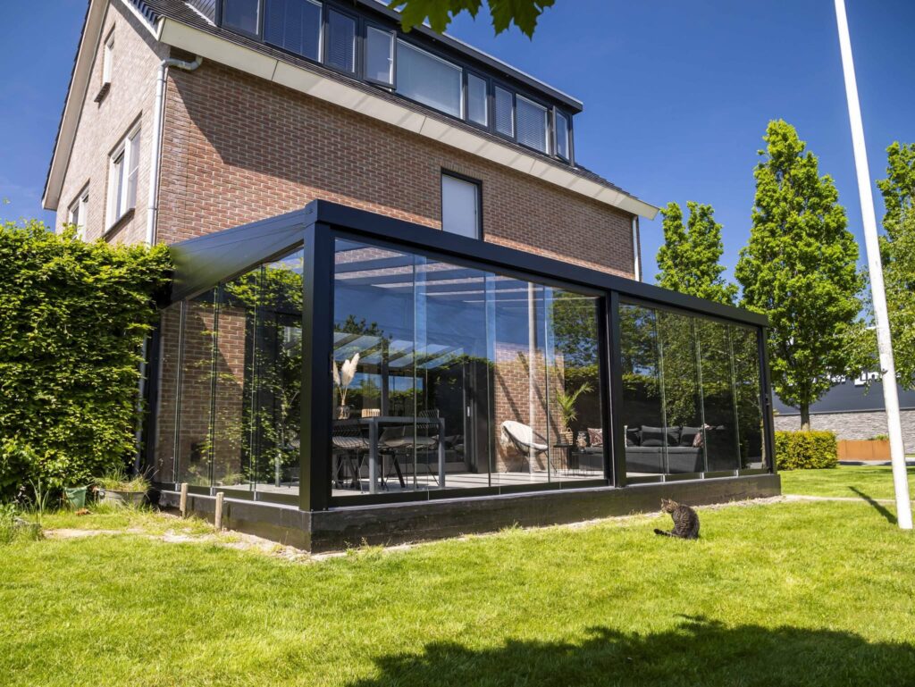 buitenkamer, veranda, overkapping, glazen schuifwand