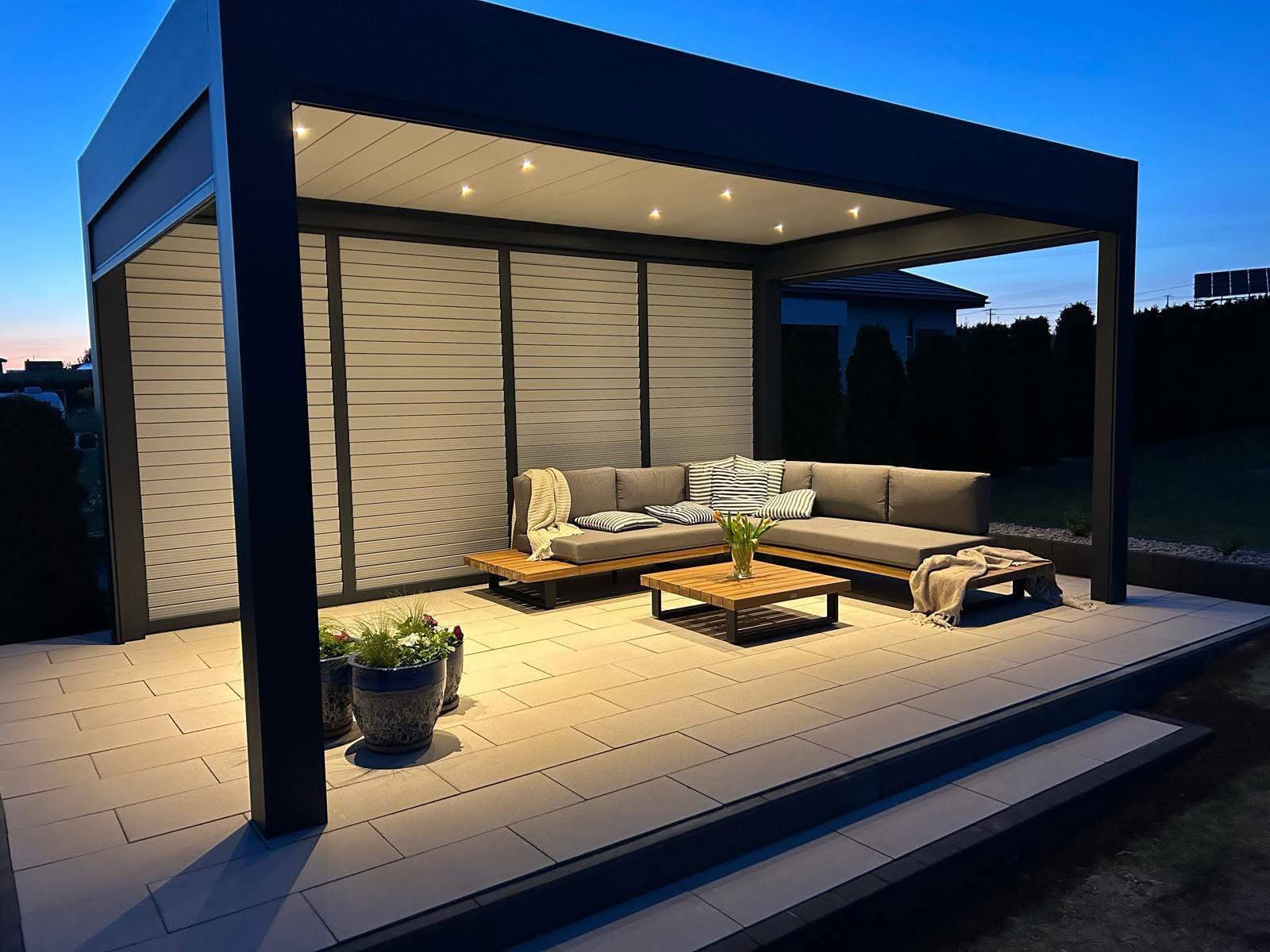 Midesti Outdoor Living
