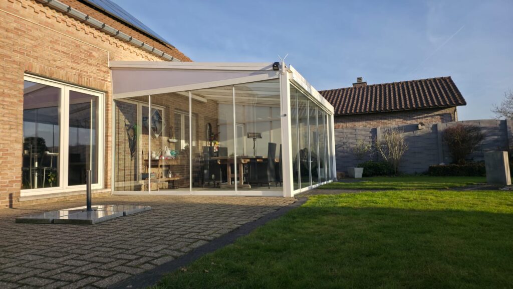 Midesti, overkapping, glazen schuifwand, tuinkamer, veranda