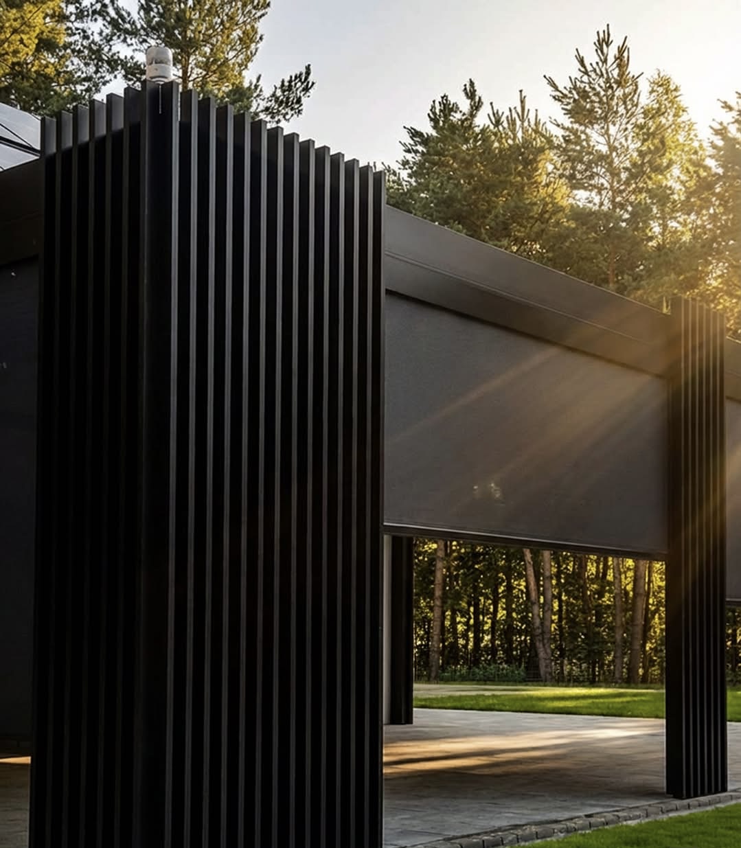 Nieuwe generatie lamellen overkapping met geïntegreerde screens in Genk - Midesti